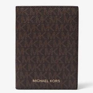 NEW Michael Kors PassPort Wallet
